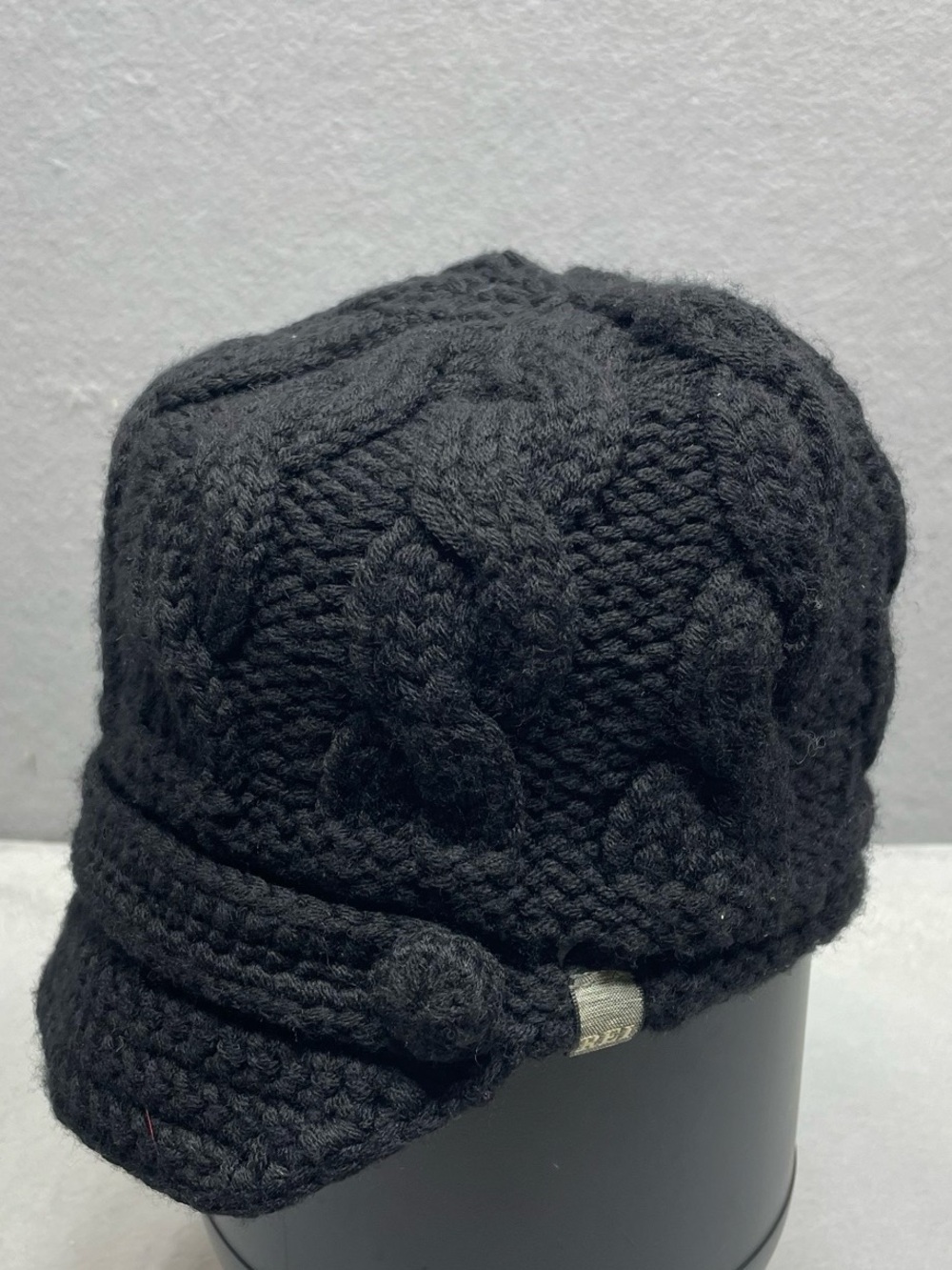 REI Merino Wool Newsboy Hat Black Cable Knit One Size